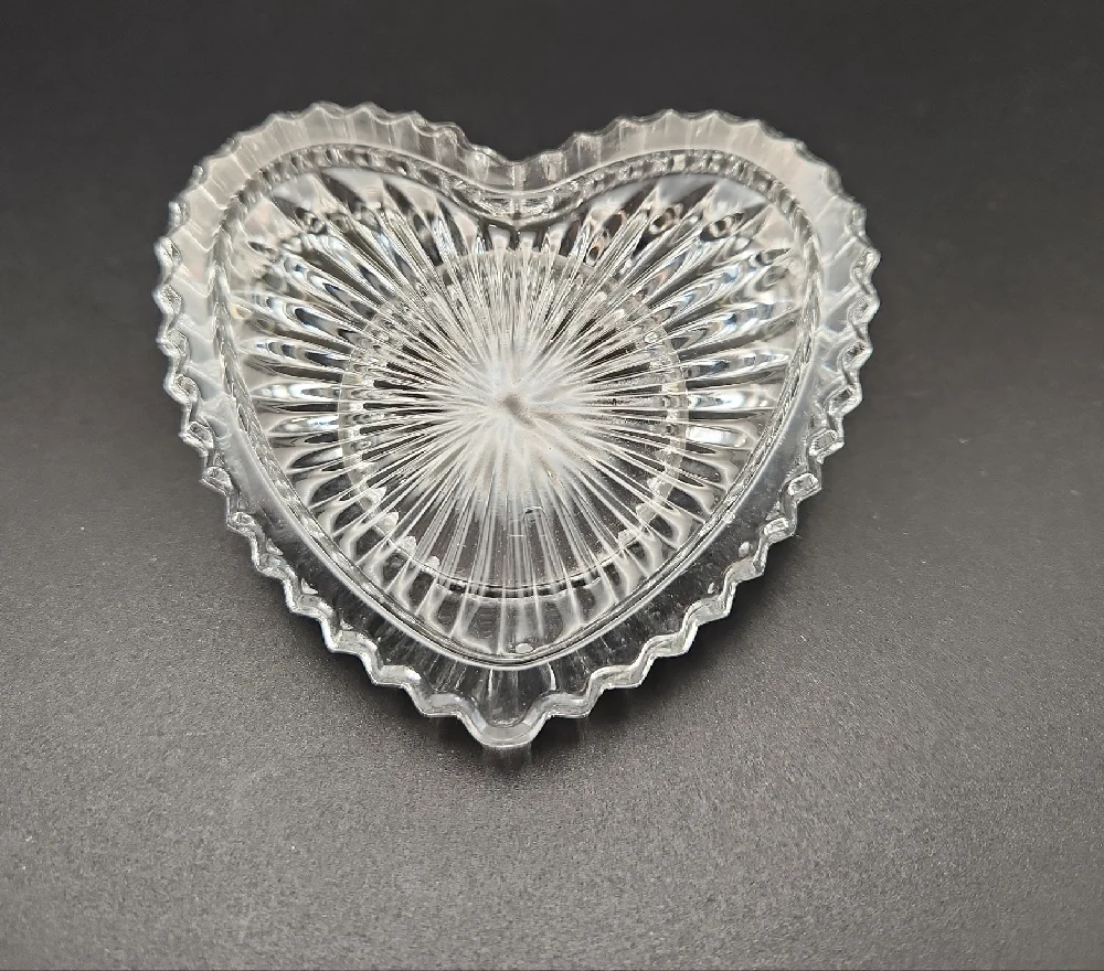 Partylite Heart Shaped Crystal Tea Light Holder Vintage - Picture 3 of 5